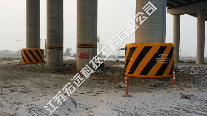复合材料公路桥墩防撞设施